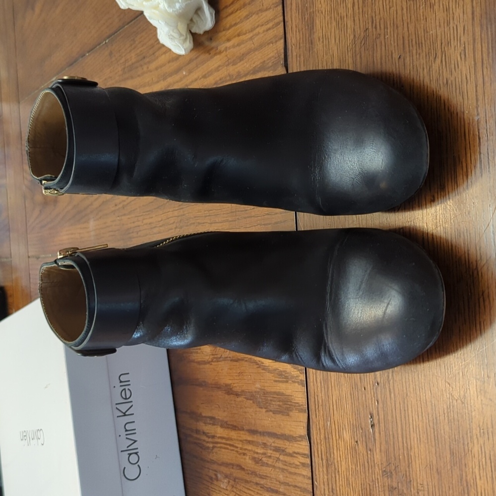 Calvin Klein Black Josey Siriana Booties Size 7